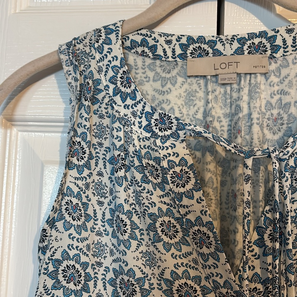 LOFT sleeveless v neck front tie shirt size XXS petite NWOT